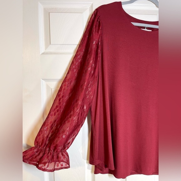 NWOT CUPIO Women’s Plus Size Long Sleeve Julianna Crepe Top 3X Pomegranate - Picture 3 of 5